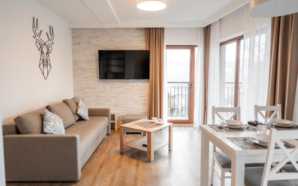 Apartament z widokiem na Góry - Welcome Home Apartment in Lower Silesian Voivodeship