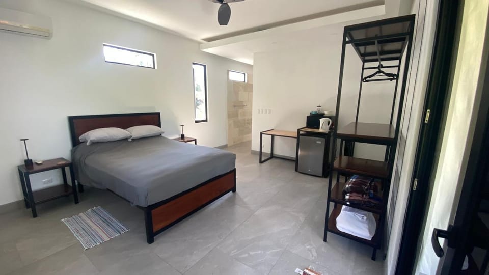 Bedroom, air conditioner