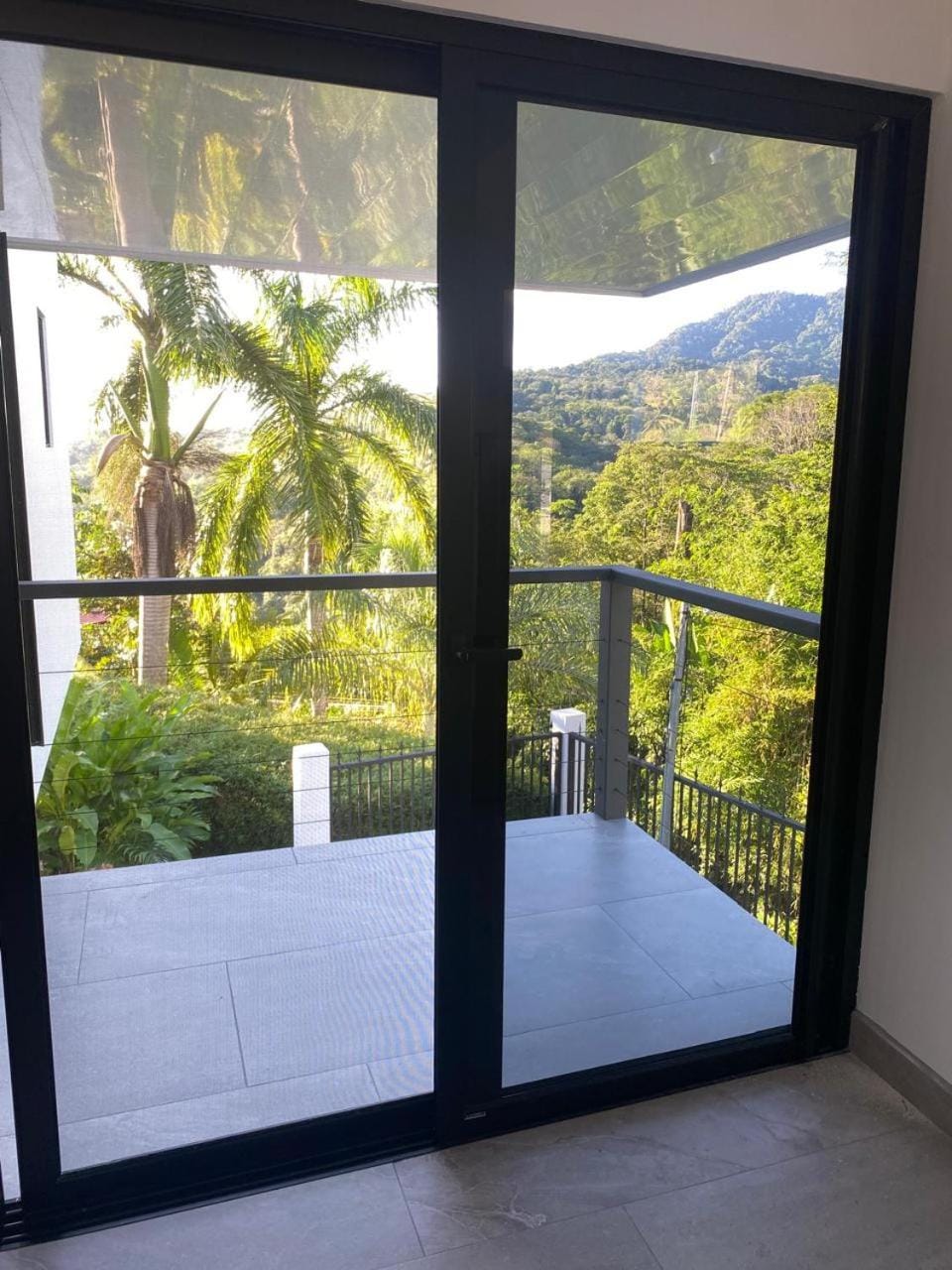 Balcony/Terrace, Bedroom, Mountain view