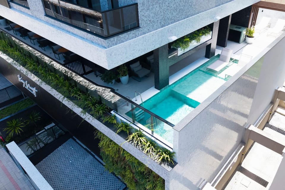 Bird's eye view, Swimming pool