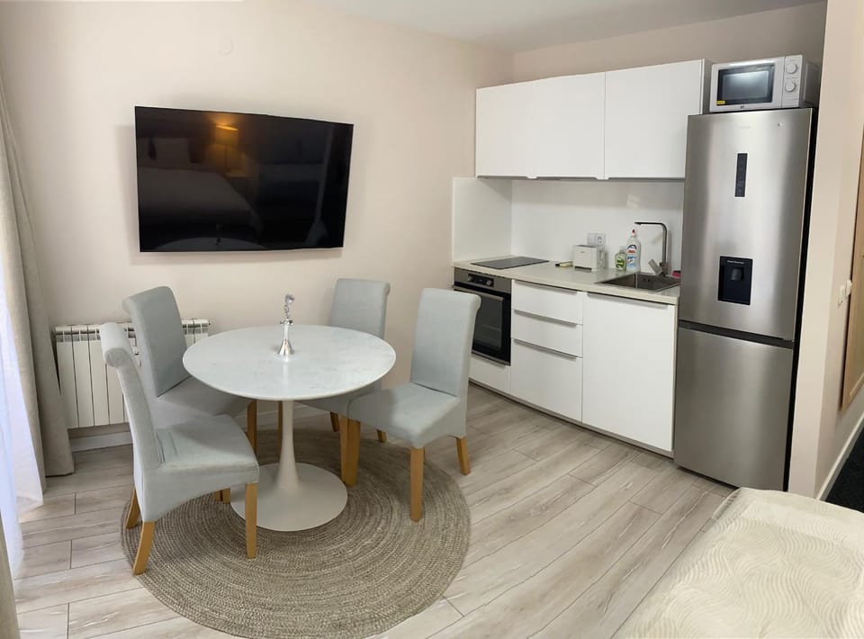 Studio 4, 4min walk to slope at Predela2 Bansko Apartment in Blagoevgrad Province