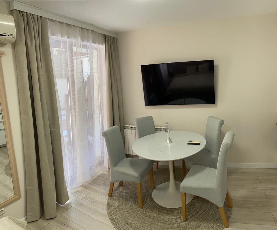 Studio 4, 4min walk to slope at Predela2 Bansko Apartment in Blagoevgrad Province