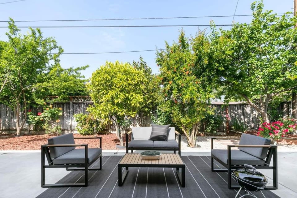 Marbella Lane - 3BR Designer near Valley Fair House in Santa Clara