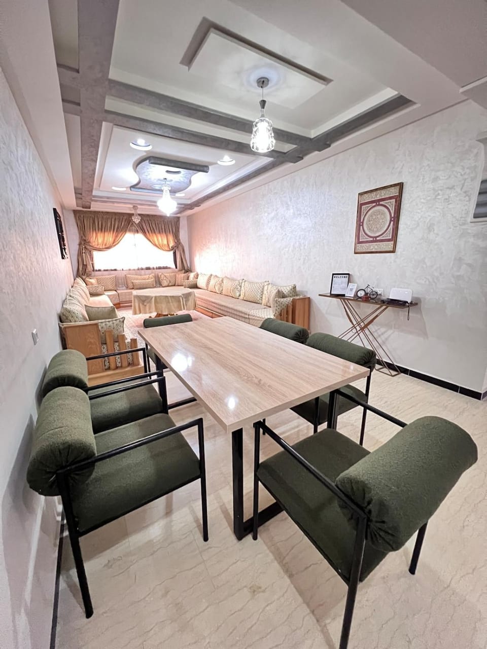 Living room, Dining area
