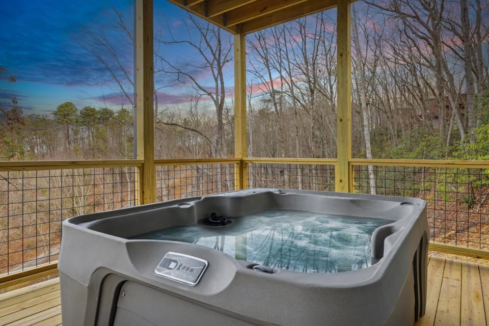 Rivers Retreat home House in Gatlinburg