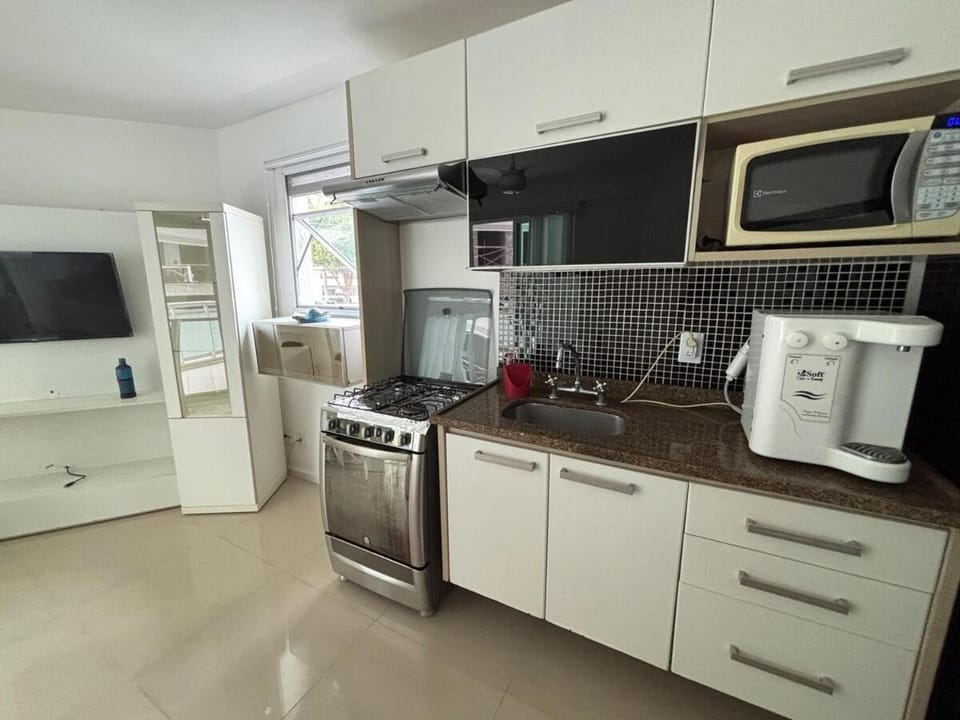 Flat com piscina na beira da praia do Recreio Apartment in Rio de Janeiro