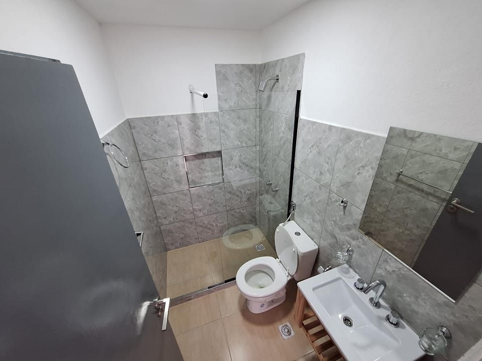 departamentos para 4 personas ,N1, Aire acondicionado Wifi TvCable Parrilla Apartment in Santa Teresita