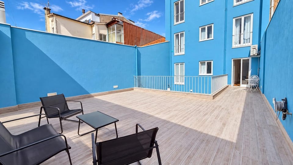 Dolce Vita Heroismo Apartment in Porto