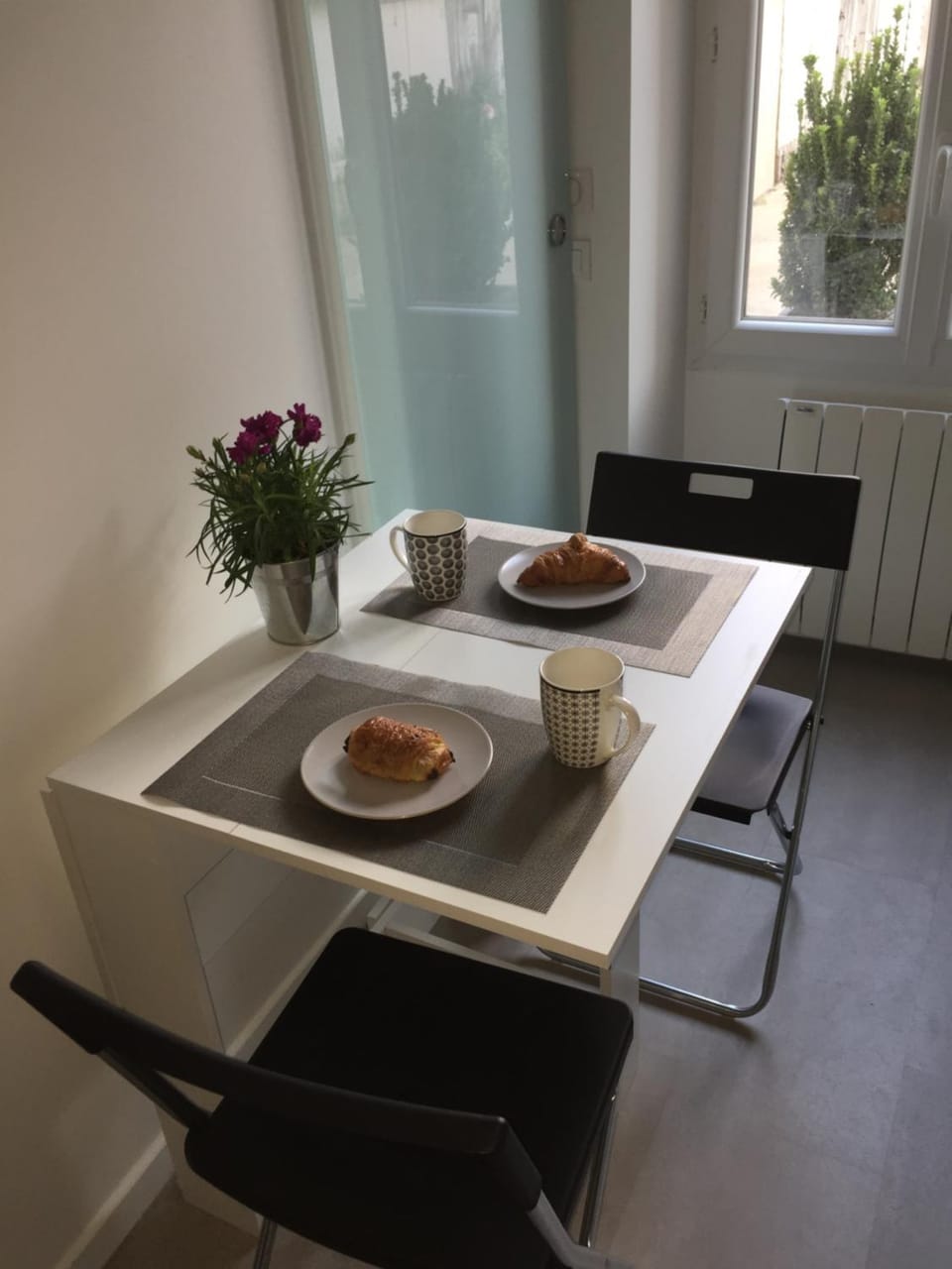 Malakoff Petit Montrouge Beau Studio Apartment in Montrouge
