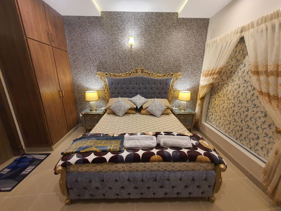 Lavish 2 Bedroom Luxury Condo Close to GIGA mall Apartment in Islamabad Capital Territory