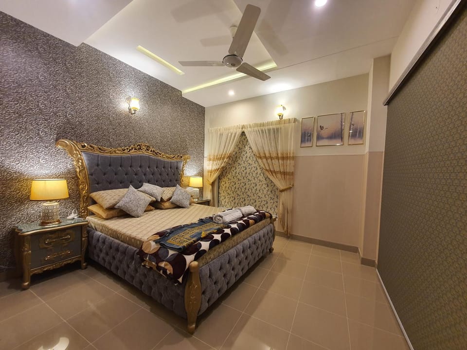 Lavish 2 Bedroom Luxury Condo Close to GIGA mall Apartment in Islamabad Capital Territory