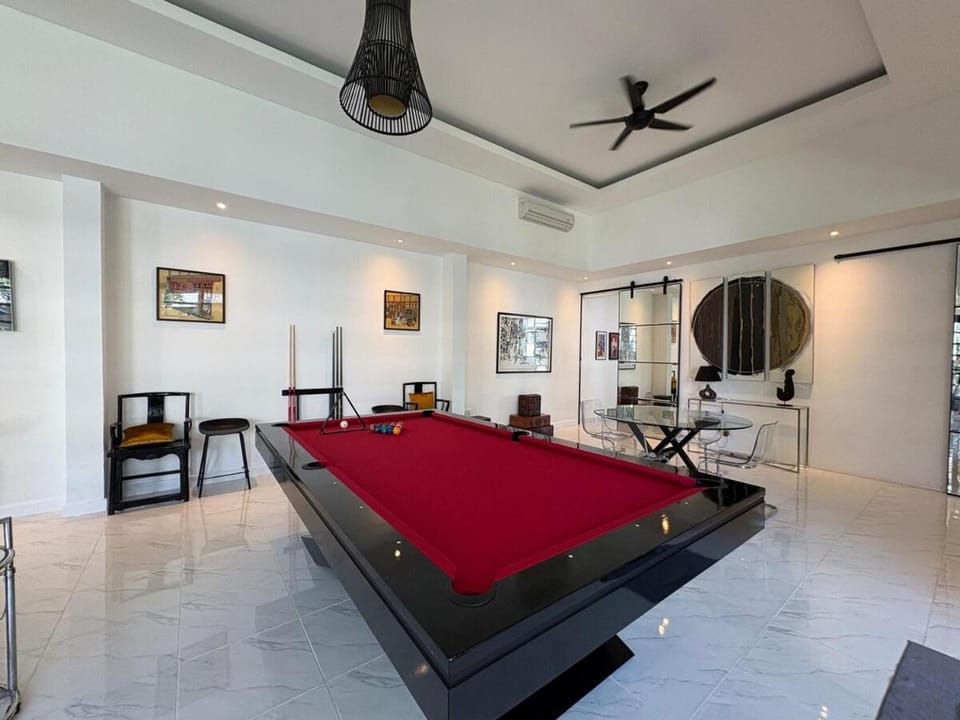 Billiard