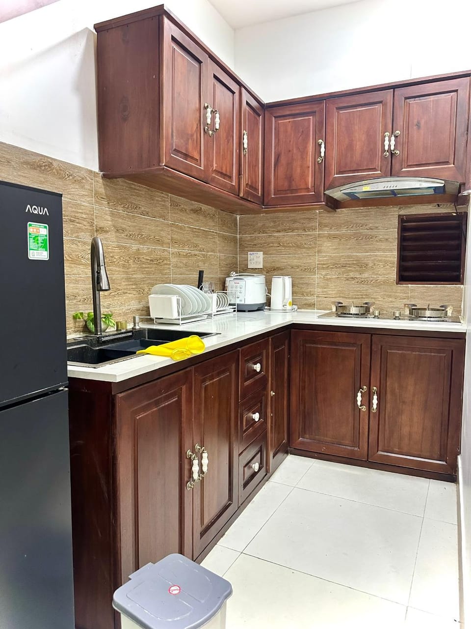 Communal kitchen, kitchen