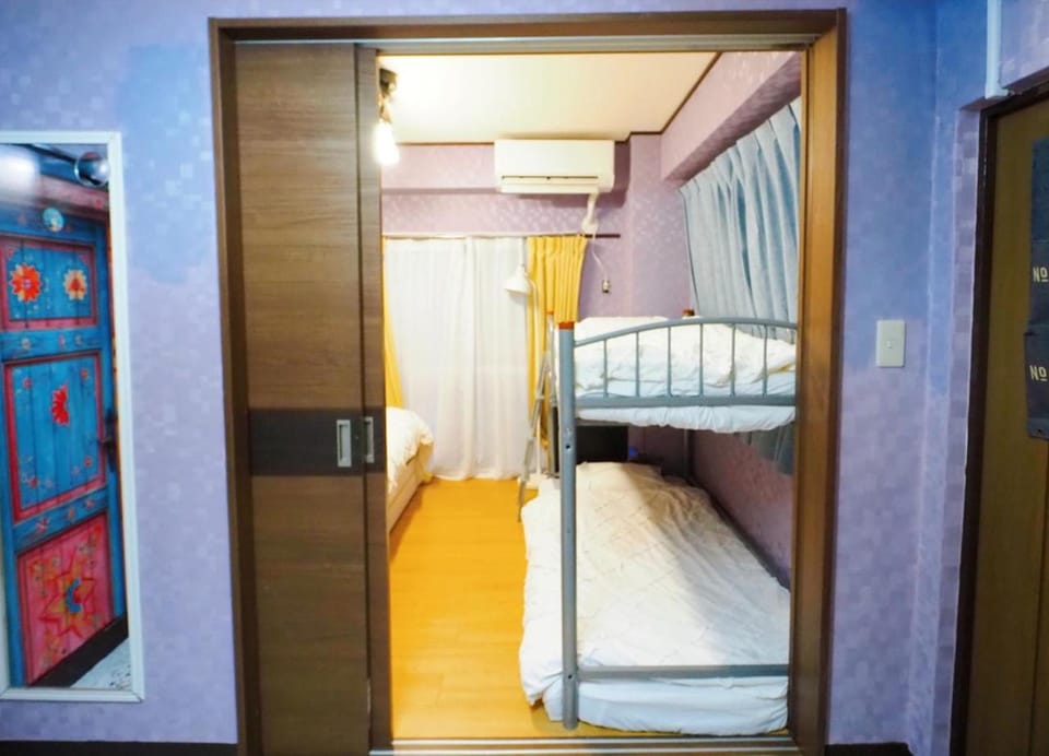 bunk bed