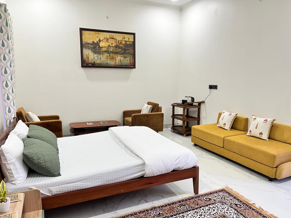 Flora A rooftop with serenity and peace Vacation rental in Jaipur