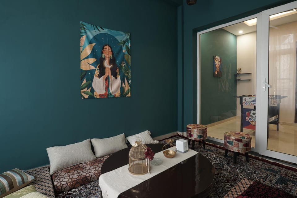 Living room, Seating area