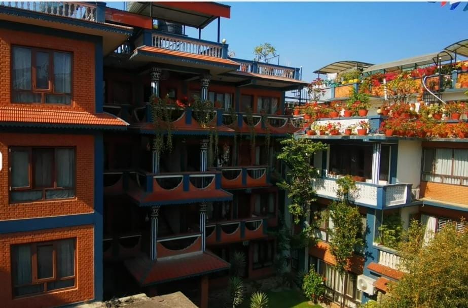 Property building, Spring