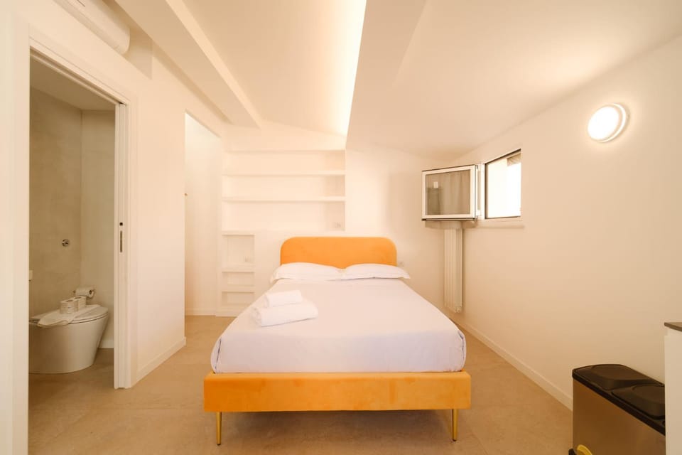 Trevi's Nest by BuddyRent Inn in Rome