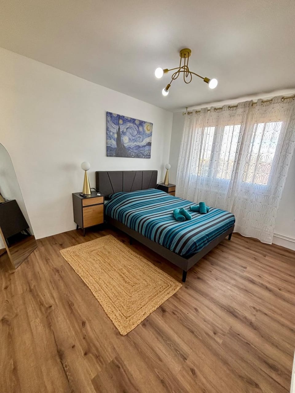 2 Bedrooms, Tram, secure residence Apartment in Lyon
