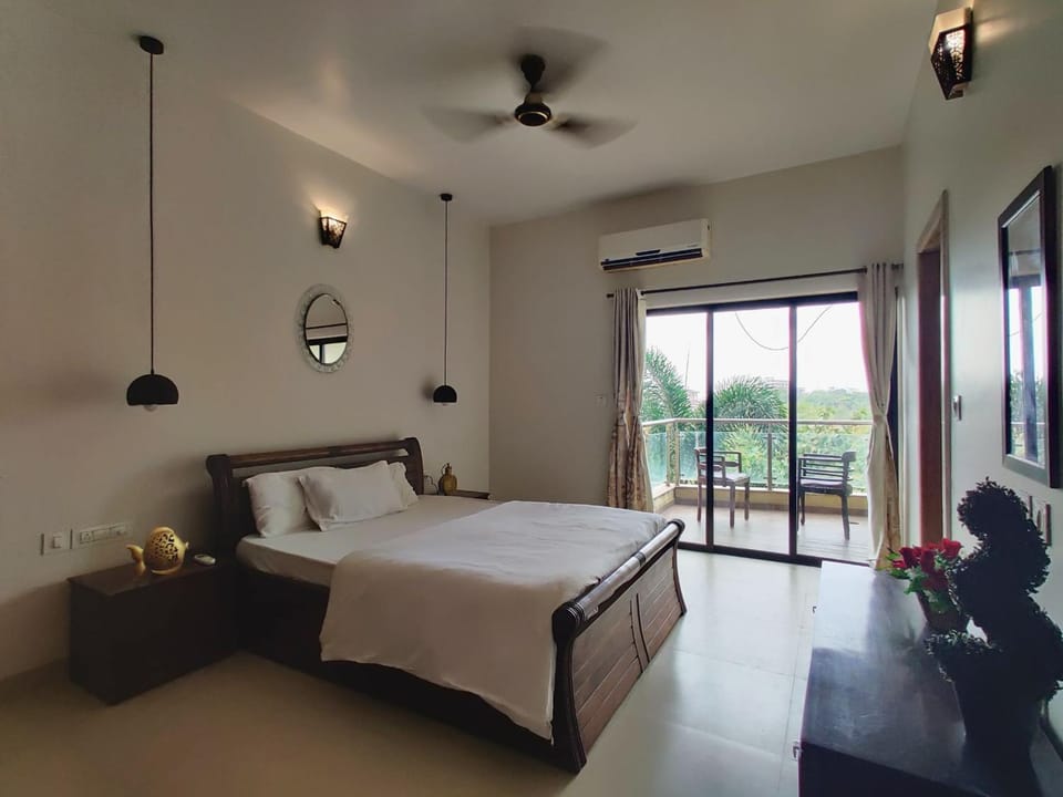 Bed, View (from property/room), Bedroom