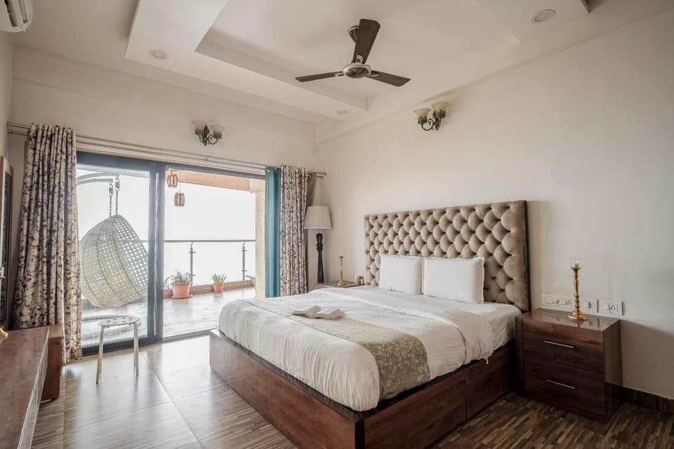 Bed, View (from property/room), Bedroom
