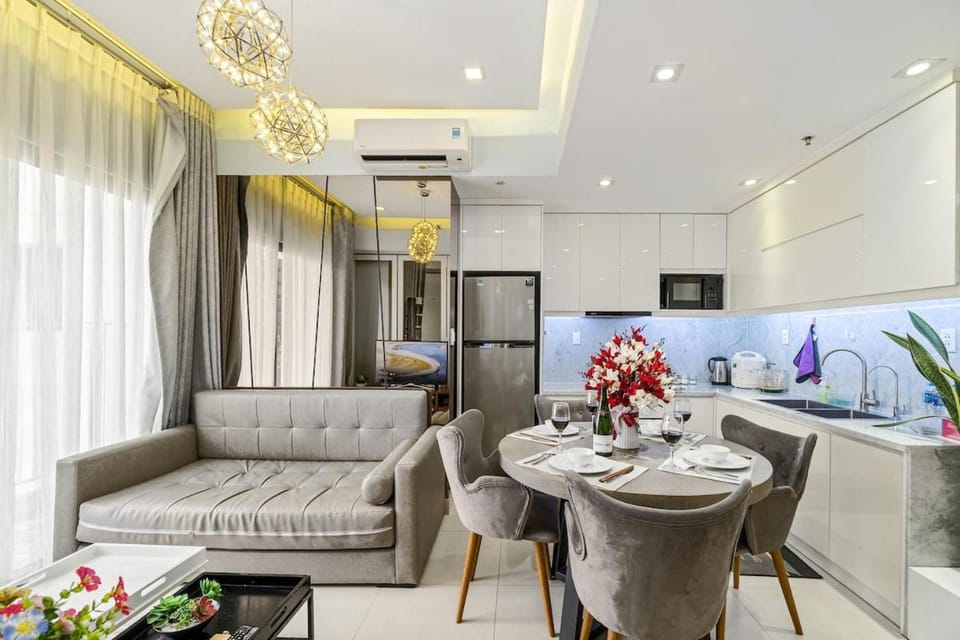 Beautiful Landmark View 2BR - Masteri ThaoDien T1 Apartment in Ho Chi Minh City