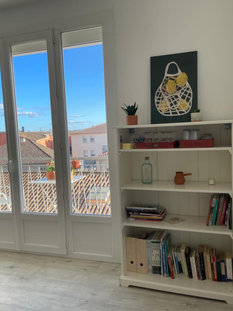Library, Balcony/Terrace