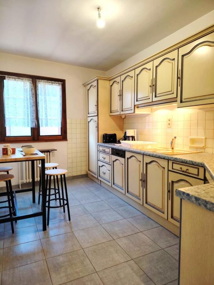 Le Maurice - Proche hôpital - hyper centre - Wifi Apartment in Provence-Alpes-Côte d'Azur