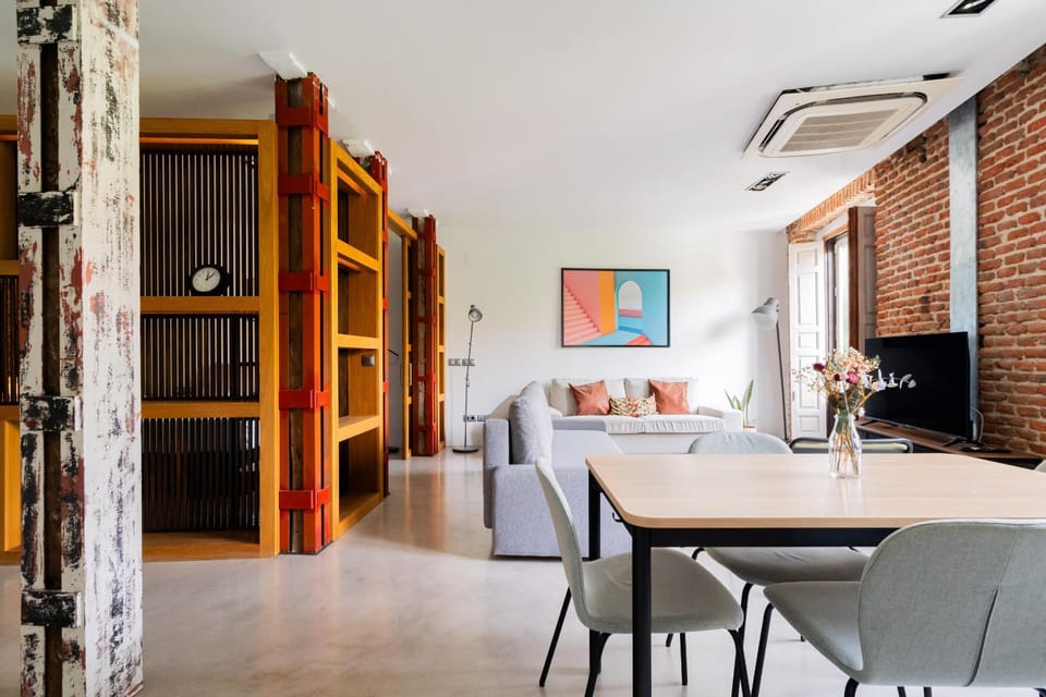 The Tirso Factory-Industrial Luxury Alquiler temporal Apartment in Centro