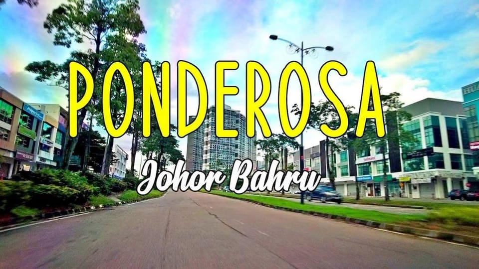 FamilyHomeStay TamanMolek 10Pax House in Johor Bahru