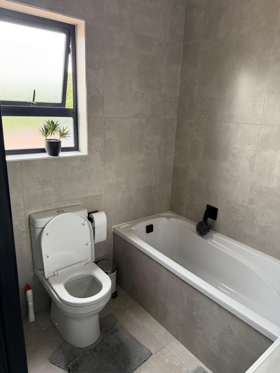 The Grey Luxe Suite Apartment in Sandton