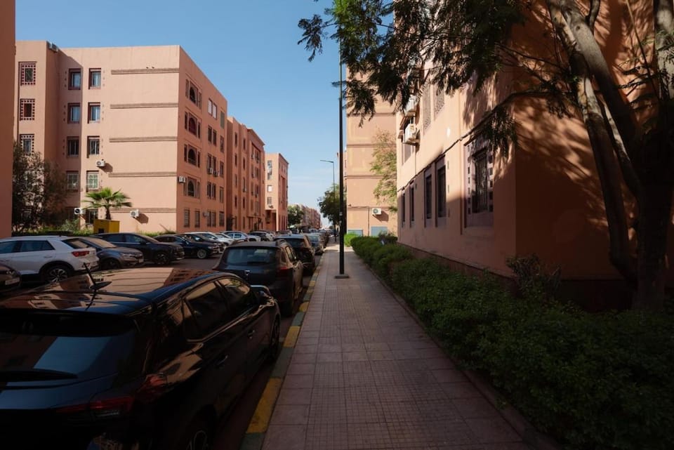Facade/entrance, Parking