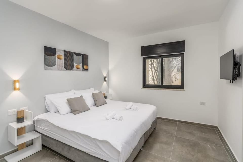 Luxurious 3Bedroom Apartment Emek Refaim Jerusalem Apartment in Jerusalem