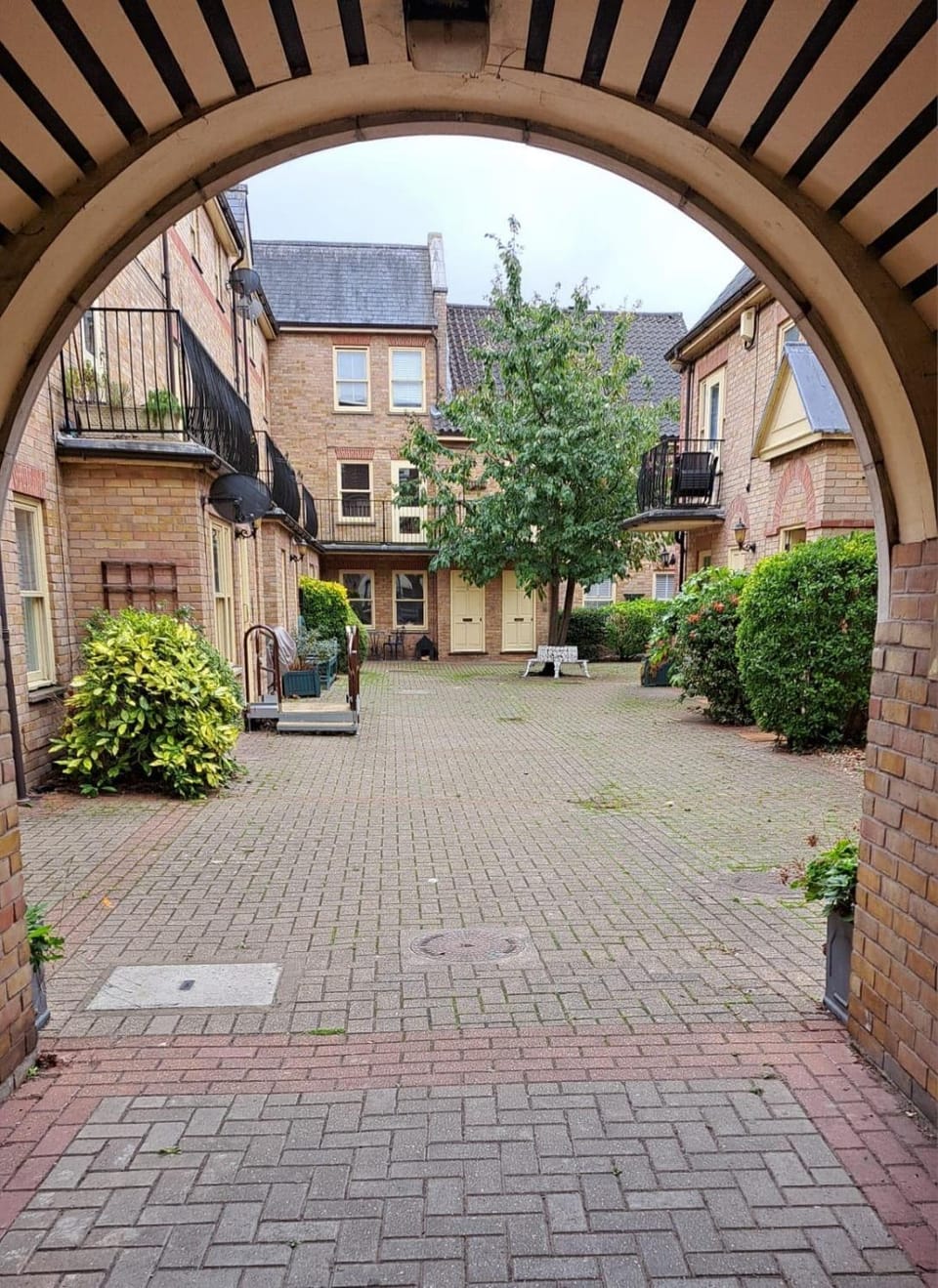 Charming 1-Bedroom Flat - Chelmsford City Centre Apartment in Chelmsford