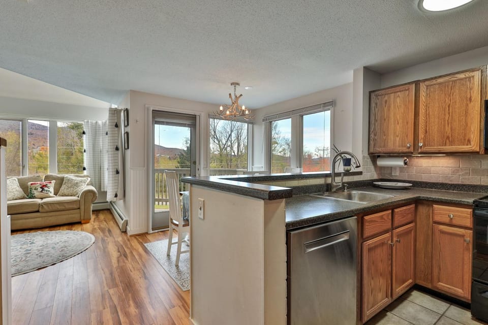 Fall Line Condo A4B The ‘One More Run' Retreat condo Apartment in Mendon