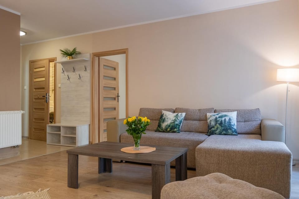 Karkonosky Apartamenty- Naturalny Czar Apartment in Lower Silesian Voivodeship