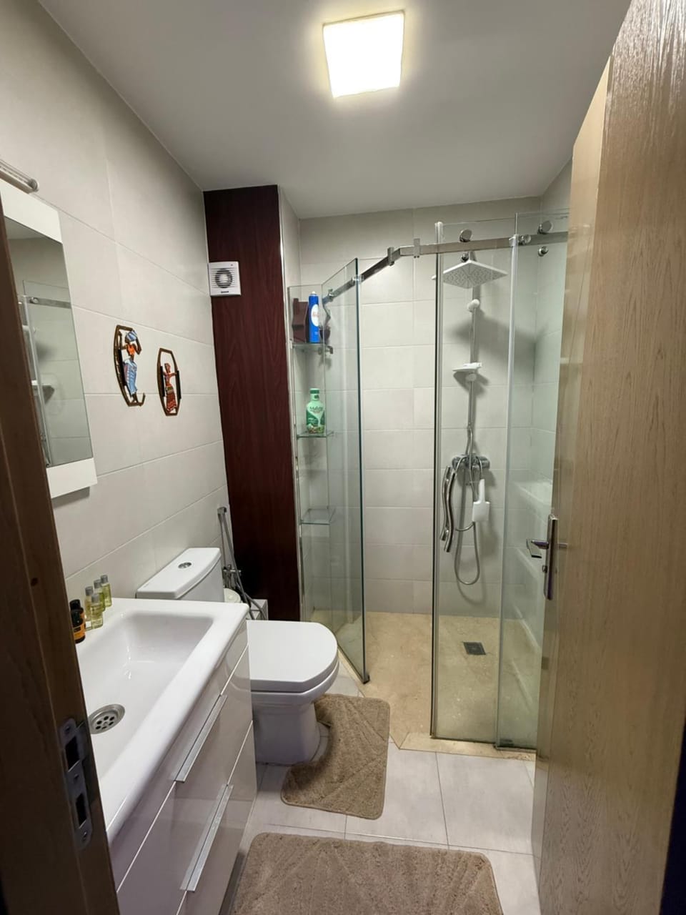 Apt moderne à 2 min de la Gare TGV de Tanger malabata marina boulevard Apartment in Tangier