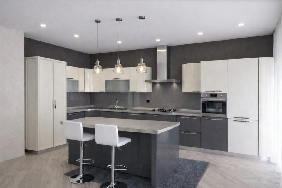 Kitchen or kitchenette, dishwasher, minibar, oven, stove