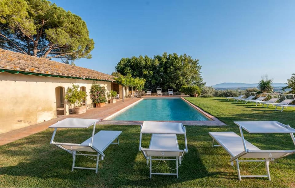 Landmark view, Mountain view, Sea view, Swimming pool, sunbed