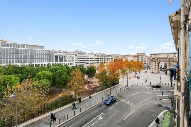 Appartement chaleureux au cœur de Marseille - Porte d'Aix Apartment in Marseille