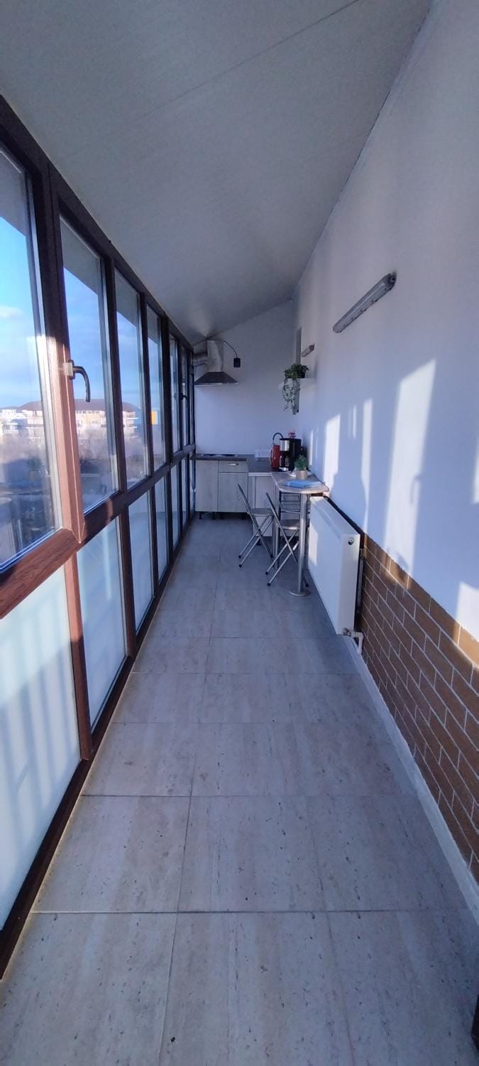 Studio Sky Otopeni and Parking Apartment in Romania