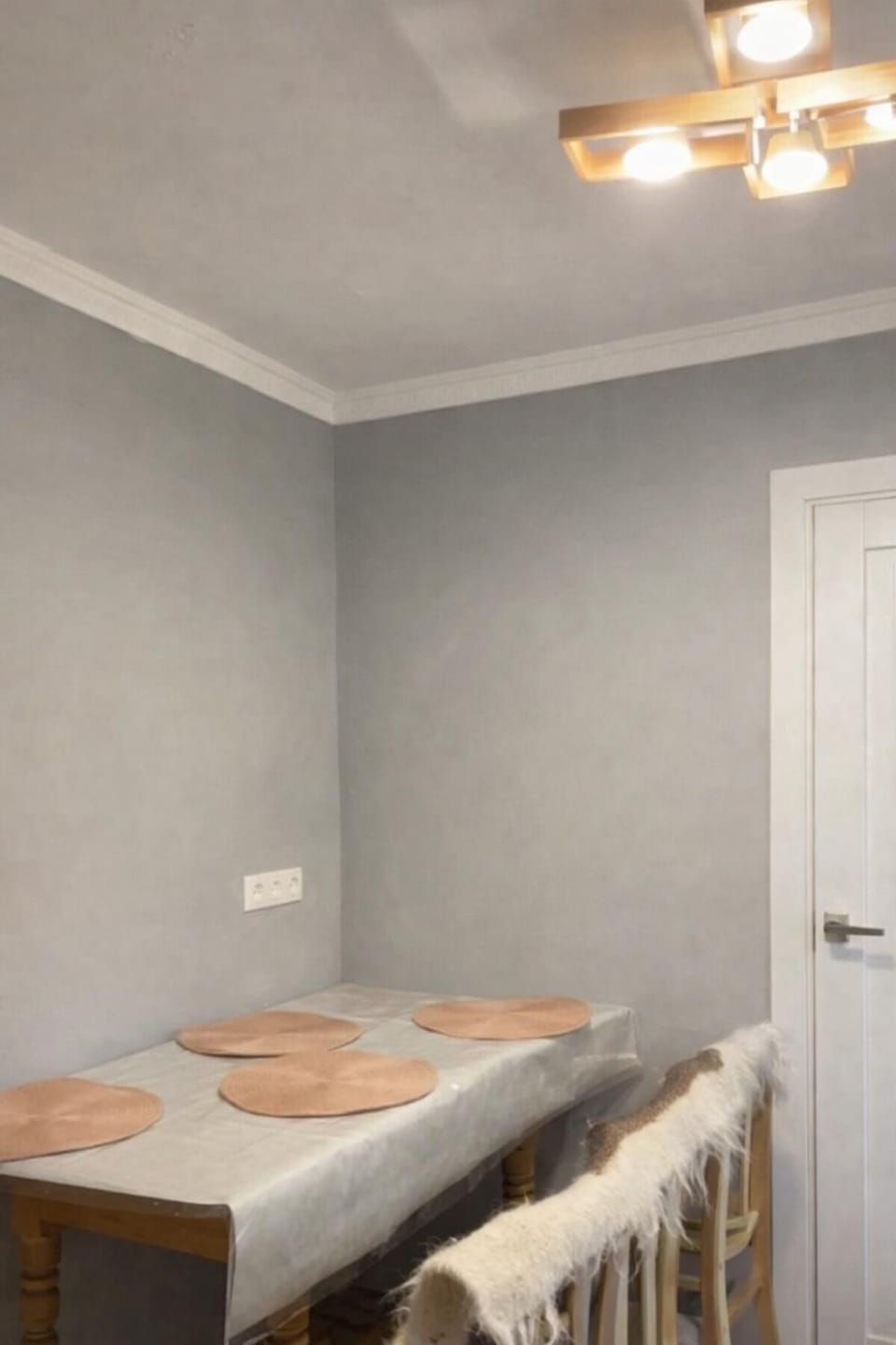 Хата у Карпатах House in Ukraine
