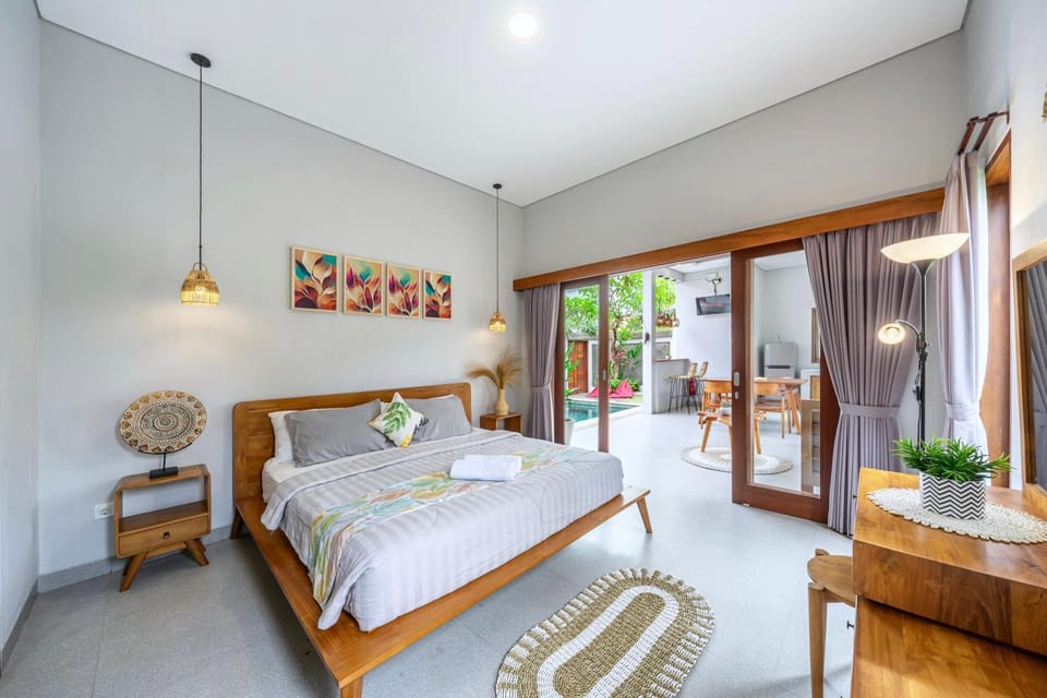 Bed, Photo of the whole room, Bedroom