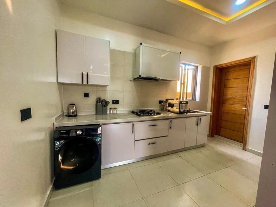 Rebeccas Court- Lekki phase 1 Apartment in Lagos