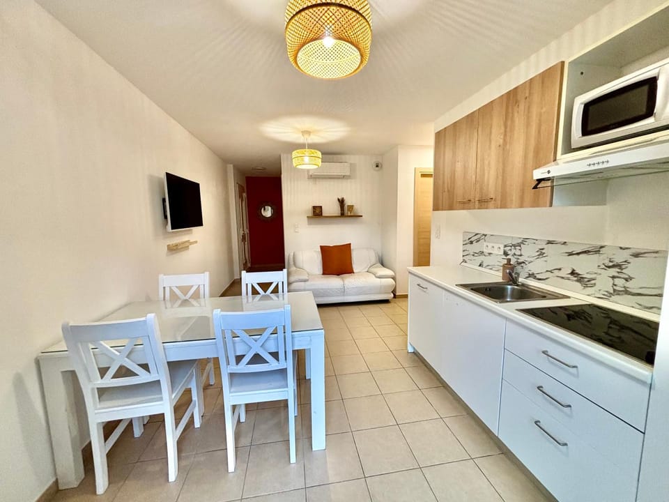 Appartement 2 chambres - Rez-de-jardin - Avec piscine Apartment in Oletta