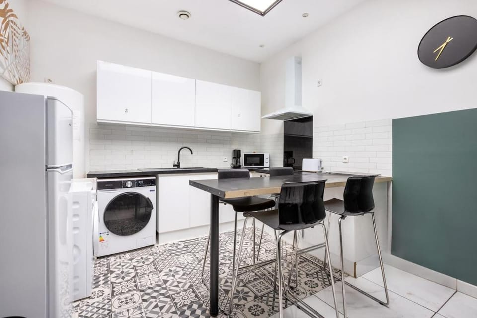 Large house - 4 bedrooms & 4 bathrooms House in Hauts-de-France