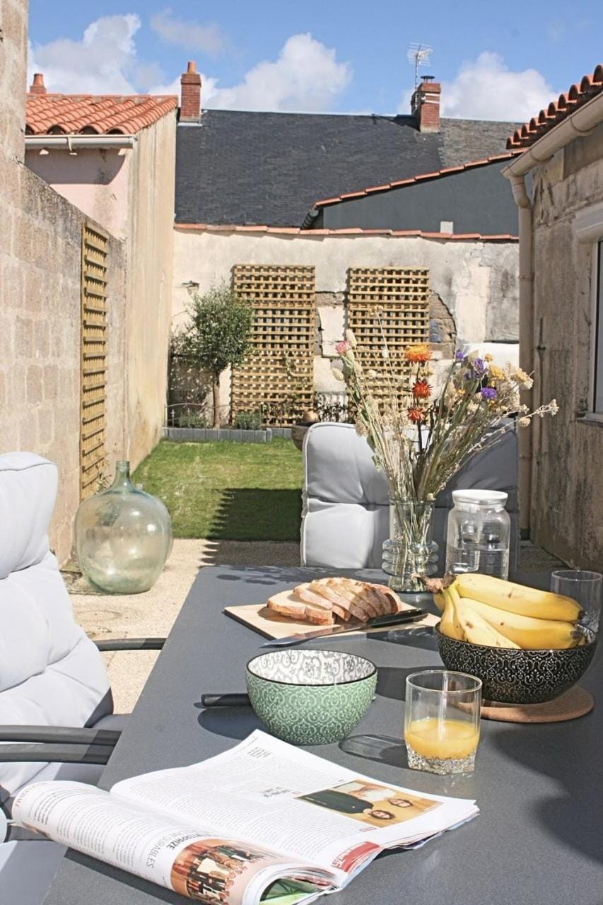La maison de Nénette Bed and Breakfast in Château-d'Olonne