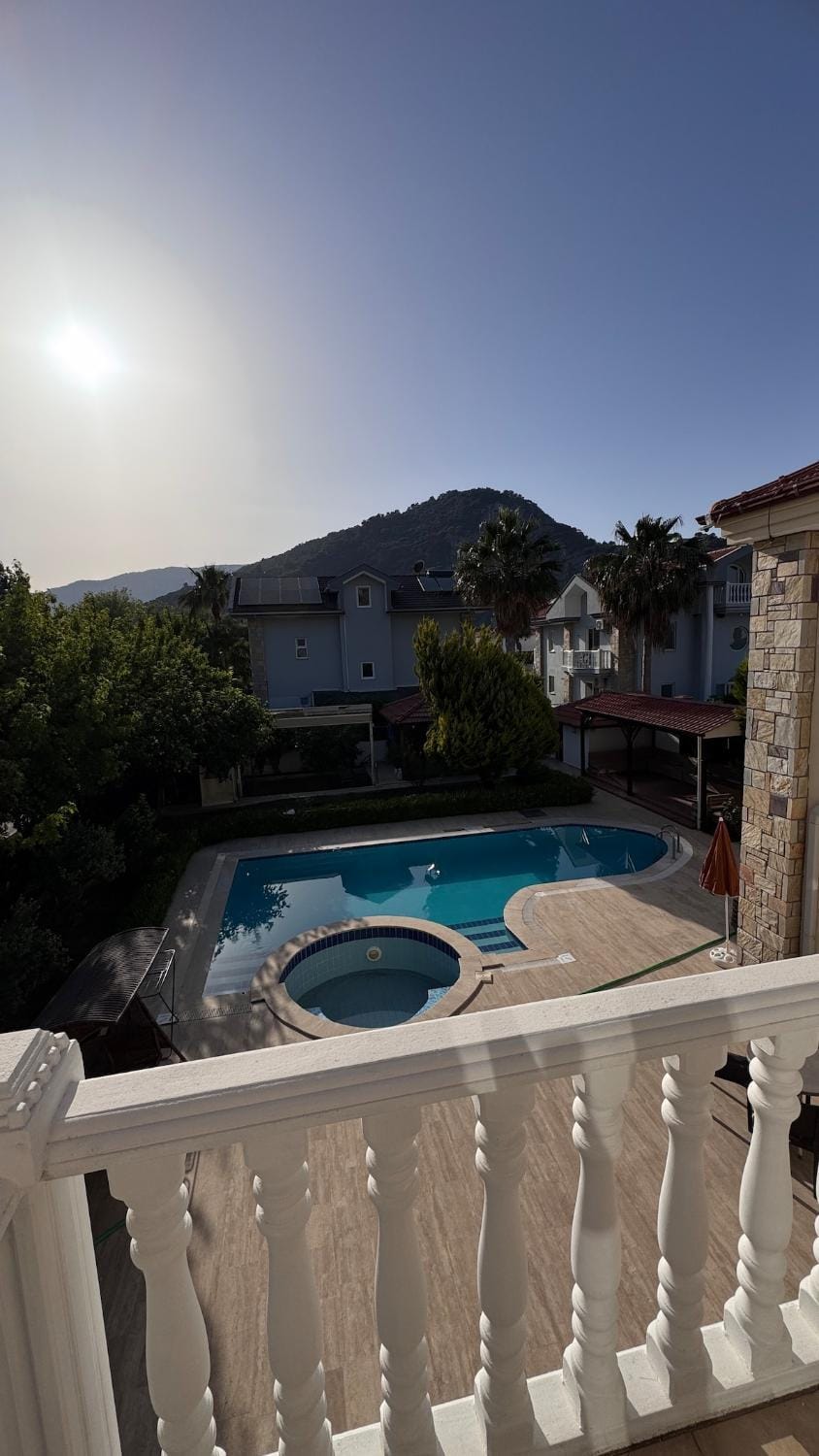 Pool view, Swimming pool