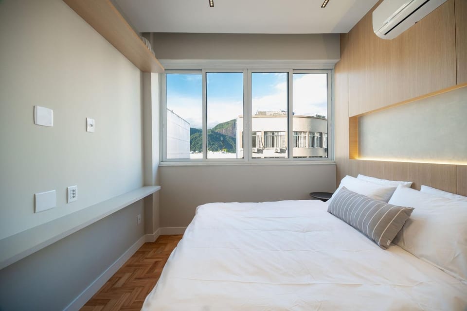 Ipanema | One-Bedroom Near Ipanema Beach Apartment in Rio de Janeiro
