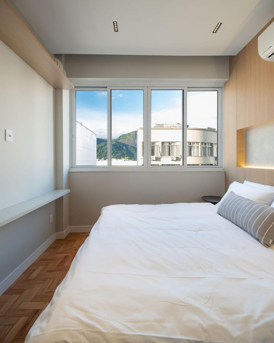 Ipanema | One-Bedroom Near Ipanema Beach Apartment in Rio de Janeiro